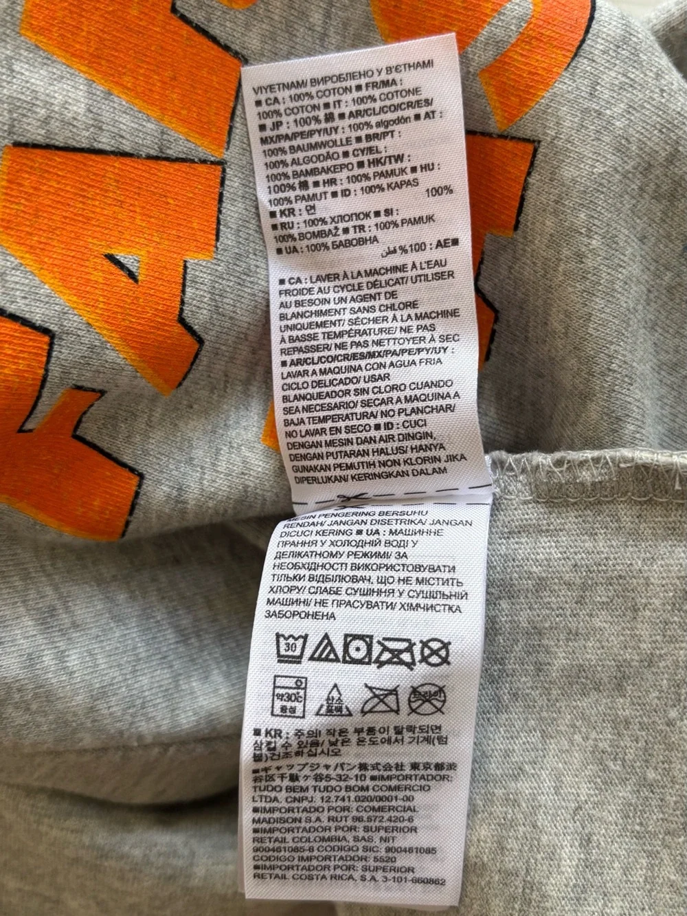GAP Gray Hot Wheels Desert Graphic Tee NWT Boys L (10)